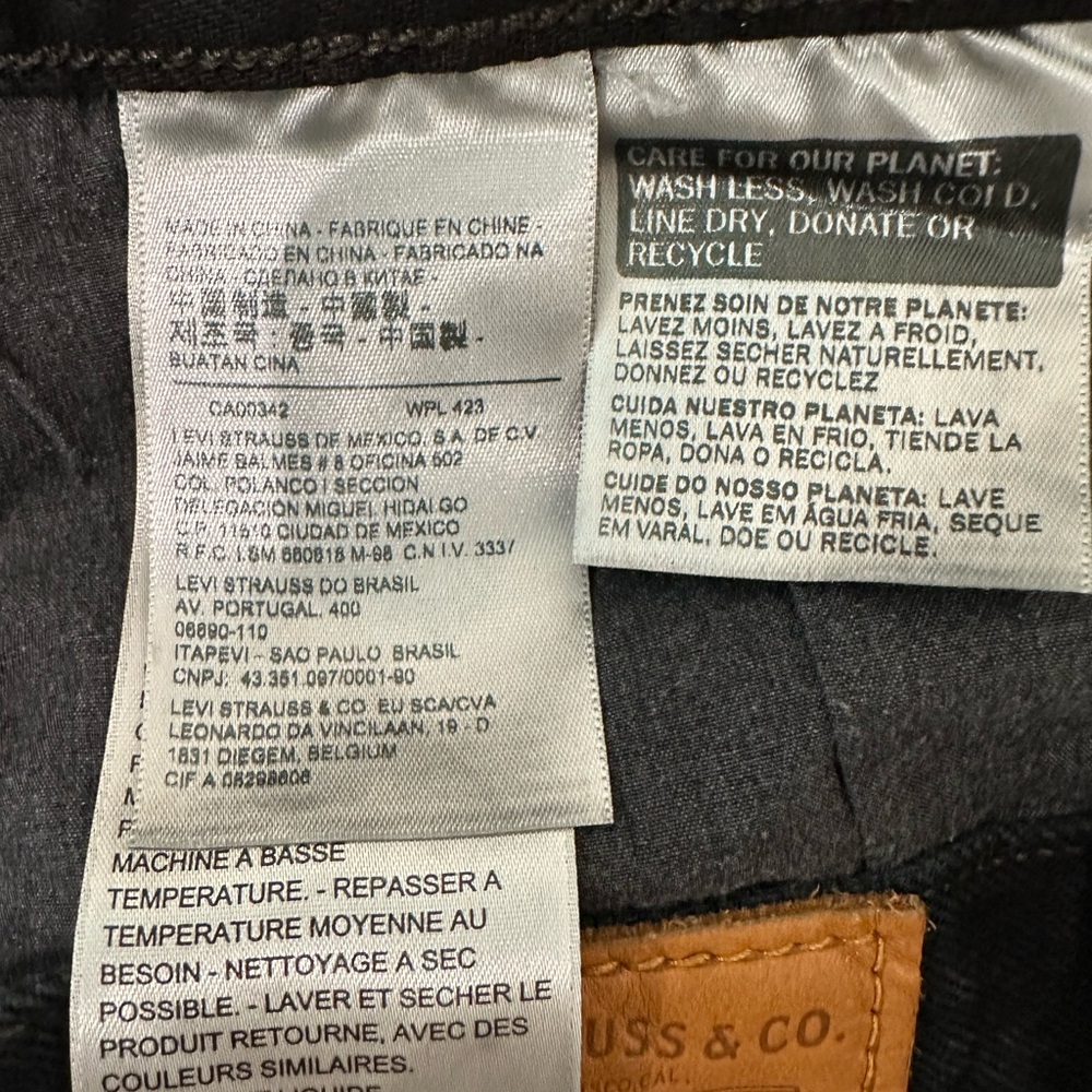 Levi's Dark Gray Denim skirt frayed hem - Picture 7 of 7